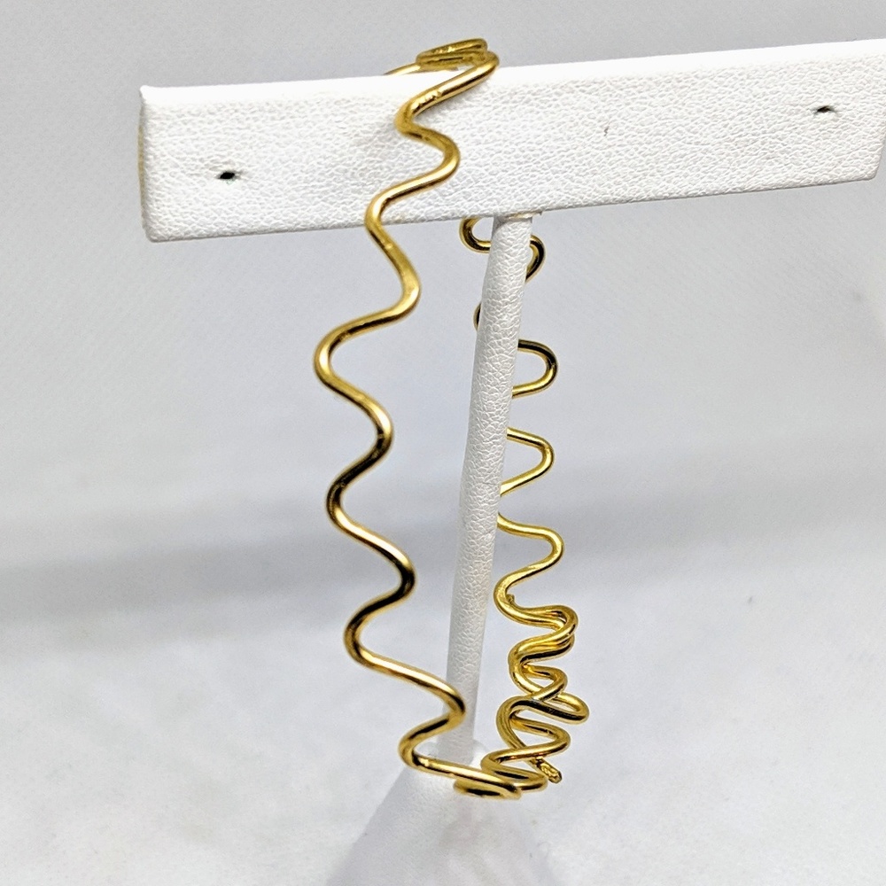 Handmade Minimalist Wavy Brass Bangle Bracelet